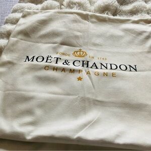 Moët & Chandon Champagne Linen Blend Throw Pillow Cover/Cream & Gold Set of 4